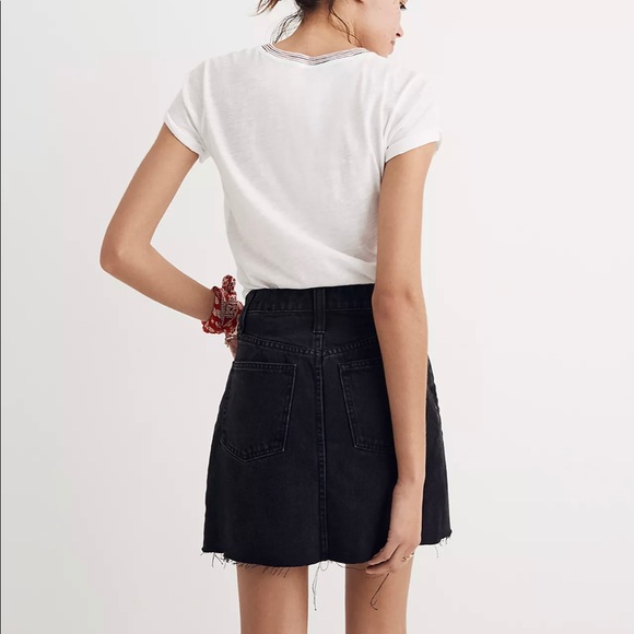 Madewell Frisco Raw Hem Black Denim Mini Skirt - Picture 3 of 16